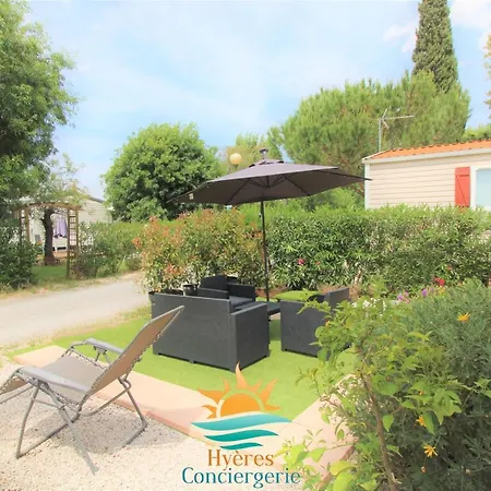 Campeggio Camping Les Pins Maritimes Mobil 134 *